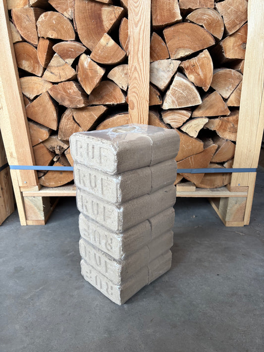 RUF OAK Heat Log Briquettes